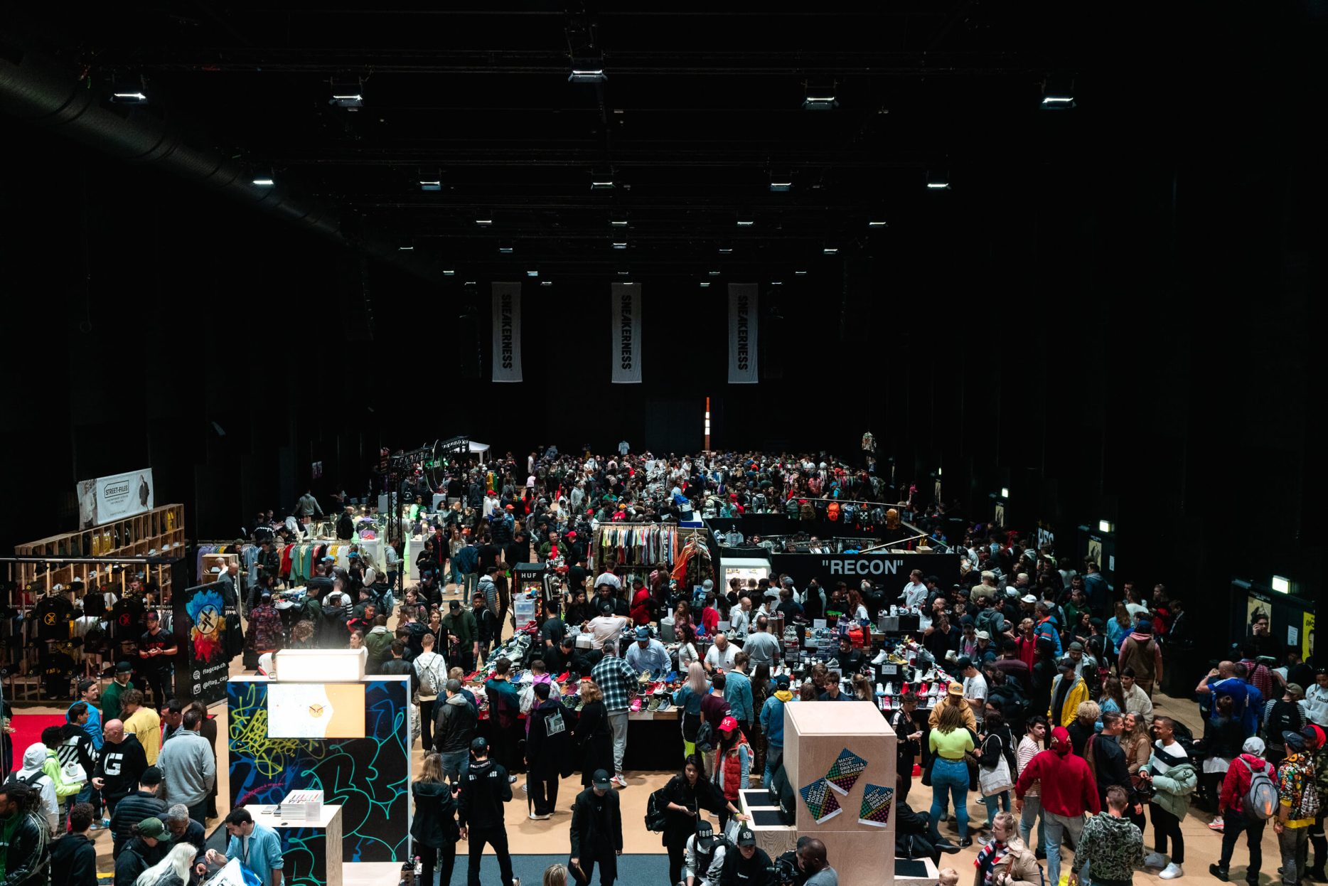 Collab Snearkerness x Havana Club