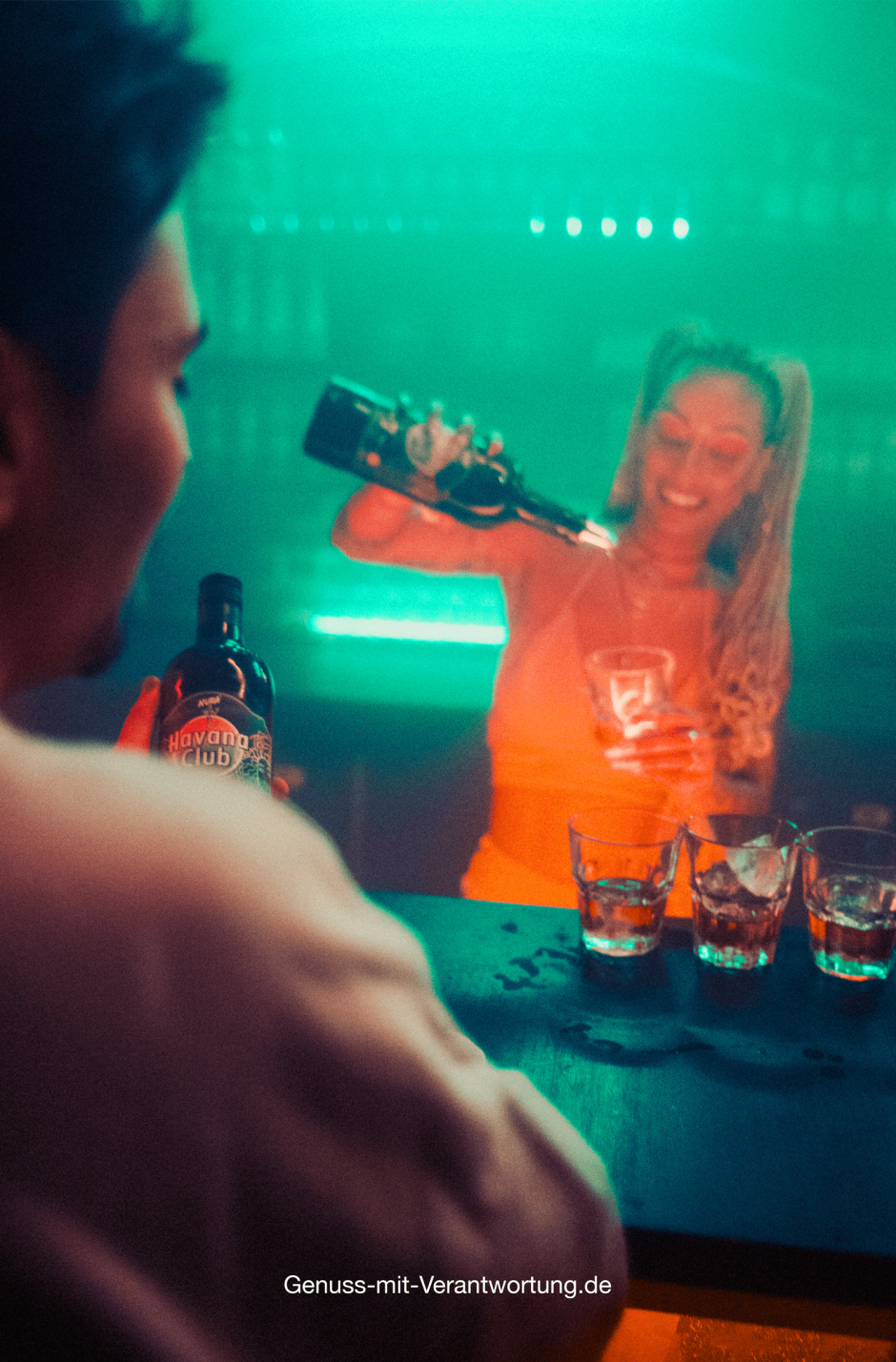 Rapperin Nura und Havana Club